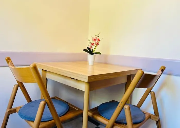Elena Apartment Split