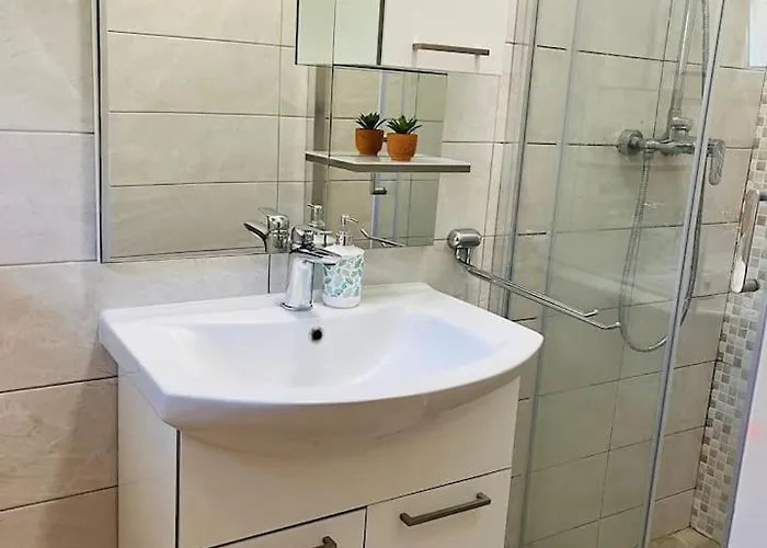 Apartment Elena