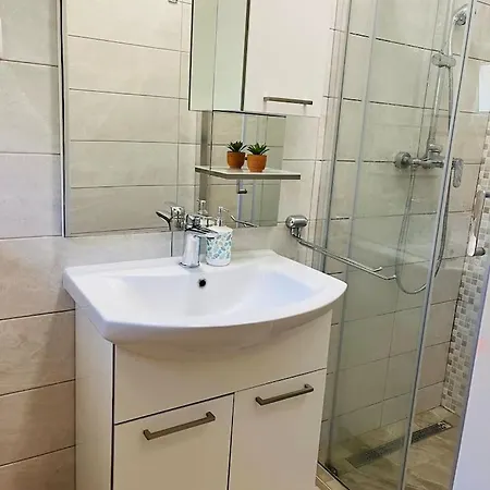 Apartman Elena